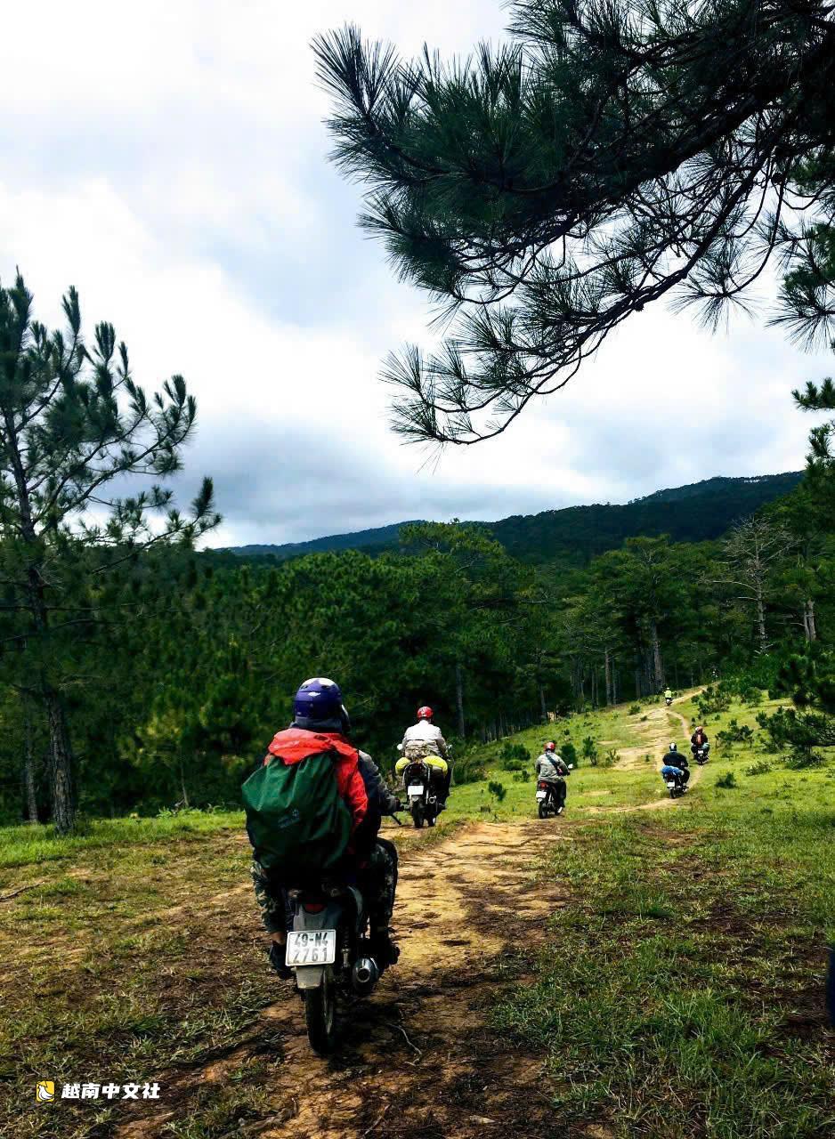 越南背包旅行、露營或上山涉水,有趣但必須保護自己