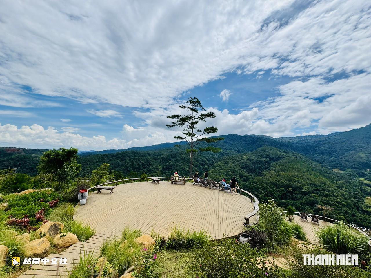 天氣涼爽，越南芒登國慶假期房間爆滿