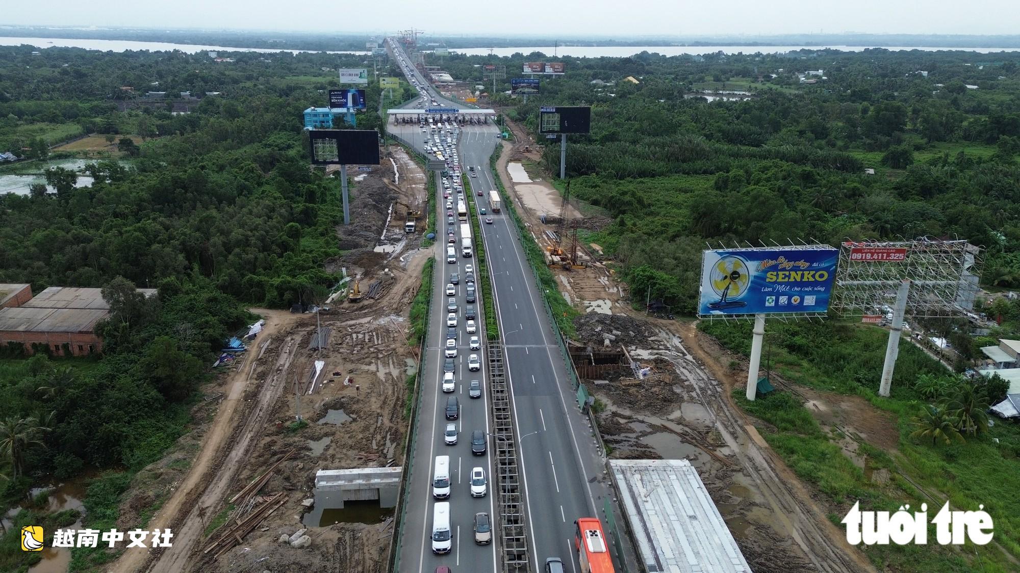 越南9·2假期返程:胡志明市-隆城高速仍堵車,提前回城也難避擁堵