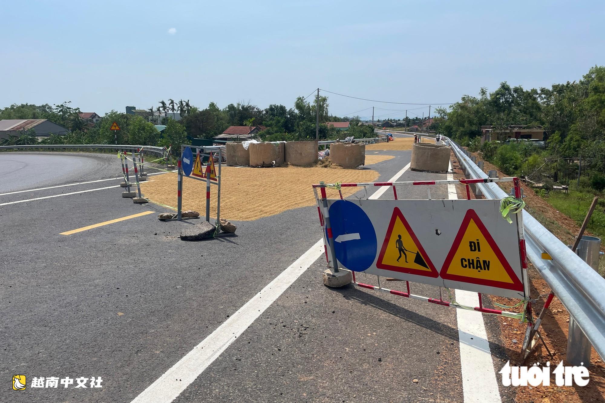 越南东河绕城路发生3死事故后禁止车辆进入