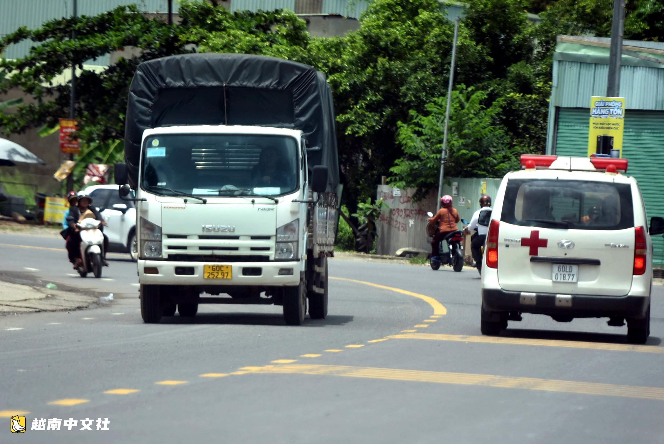 越南同奈省“從早到晚”禁行卡車事件:為沿線企業車輛發放通行許可