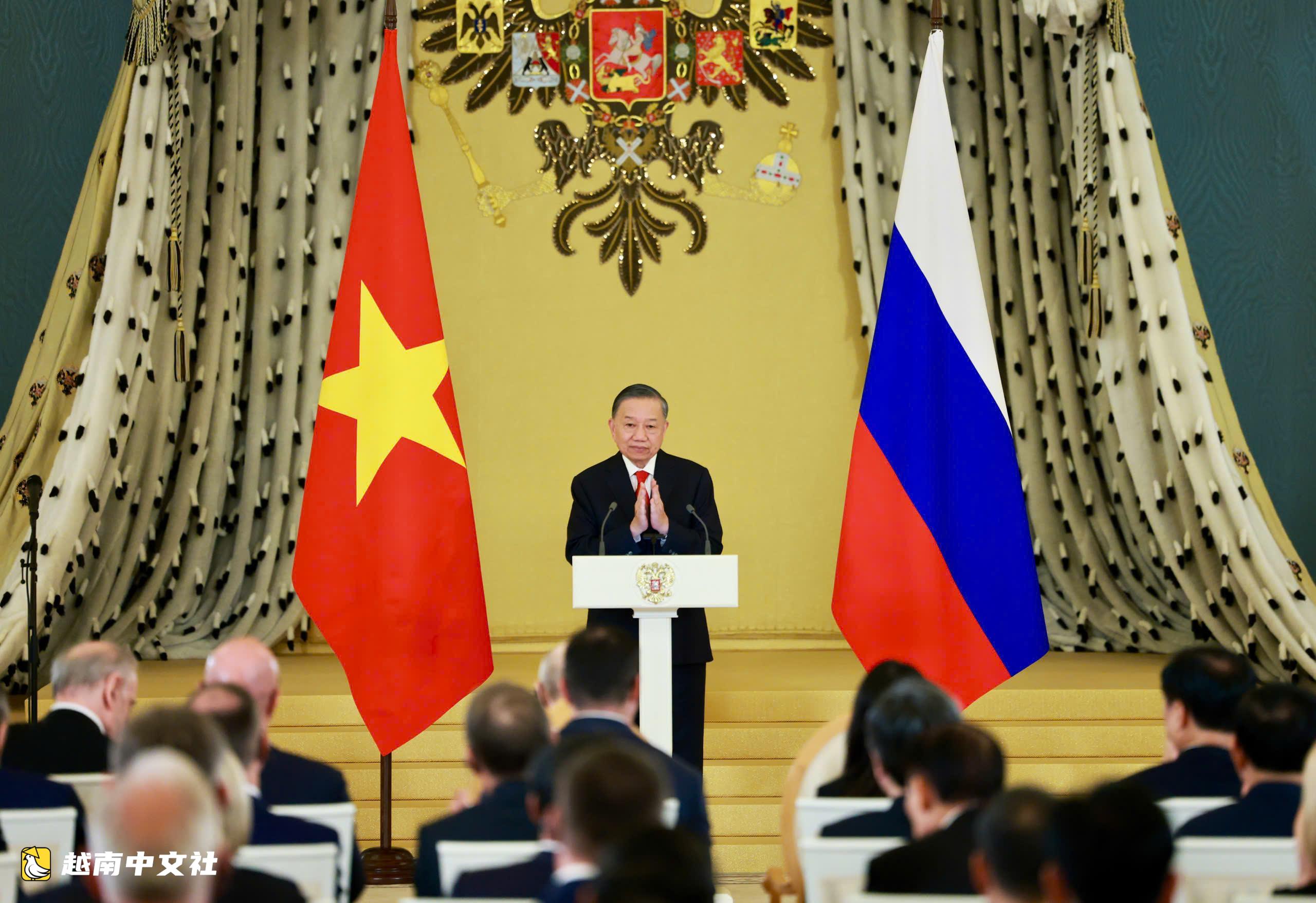 從自身歷史經驗出發,越南堅持獨立、自主、自強、和平、友好與合作的外交政策