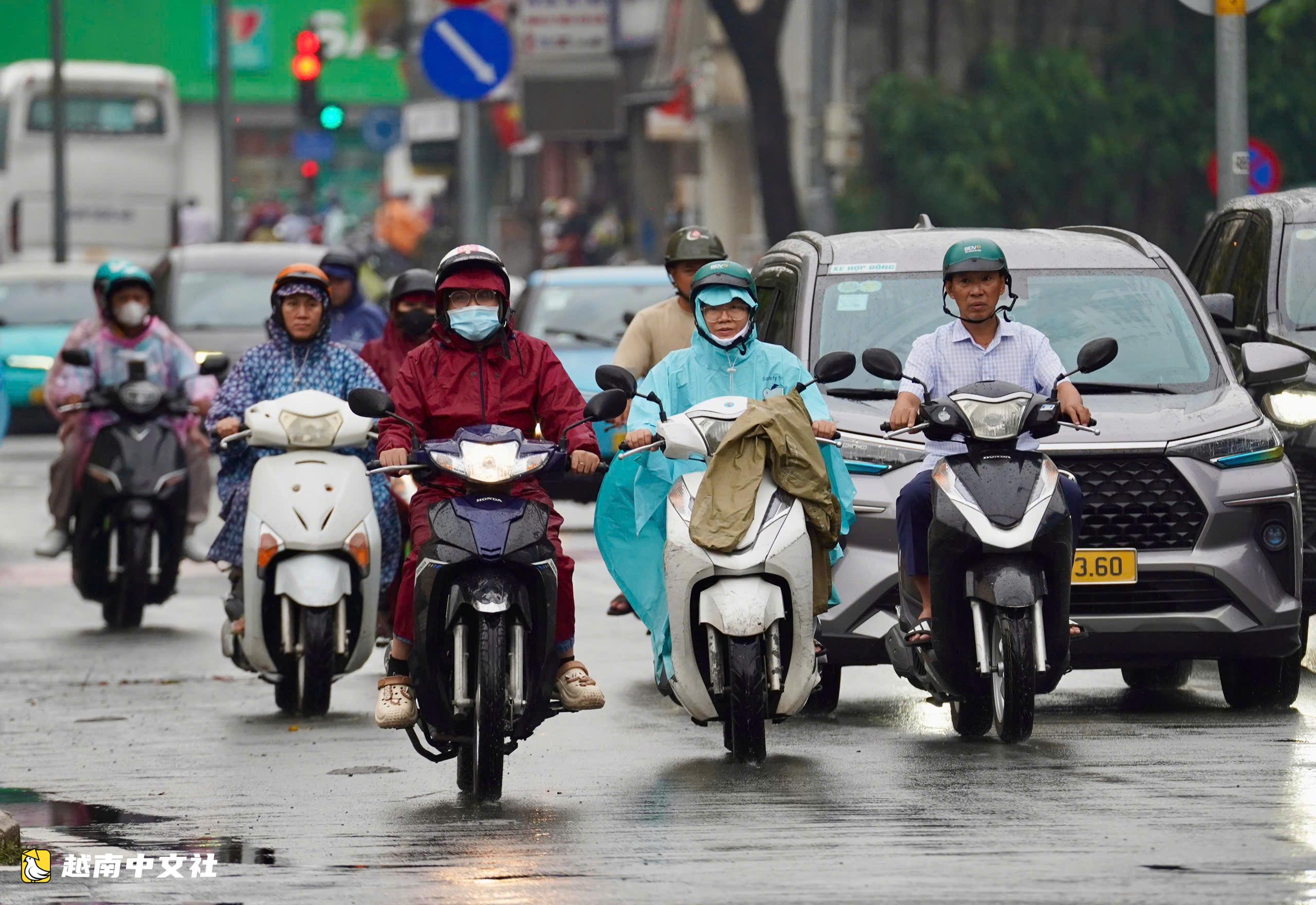 越南胡志明市昨日降雨量最大，今日繼續大雨