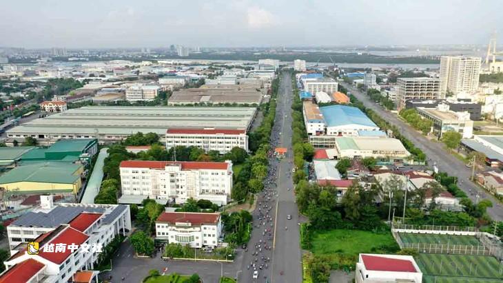 越南9月11日早間新聞:擬規定不得收養兒童的情形;銀行間拆借利率大幅下降