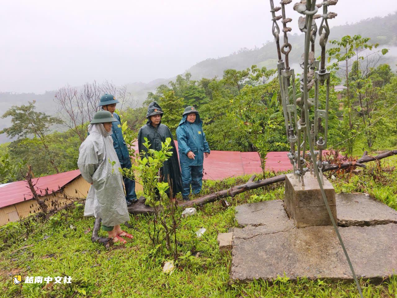 越南峴港全市暴雨，軍隊全力處置現場