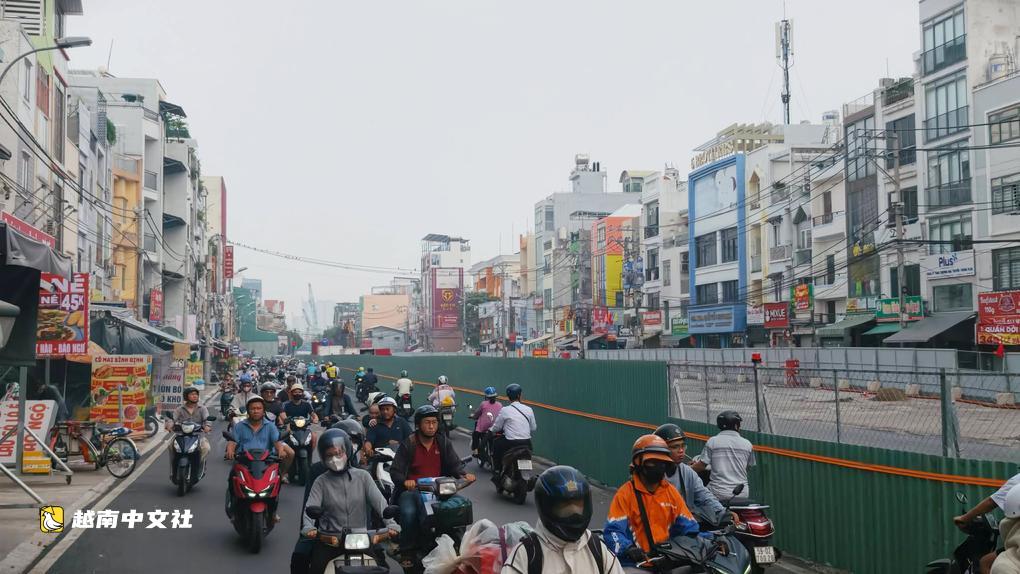 胡志明市多條市中心道路將改單向通行超3年以施工地鐵
