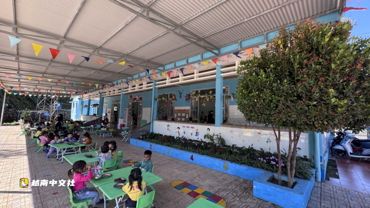 越南林同省村民期盼幼兒園教室