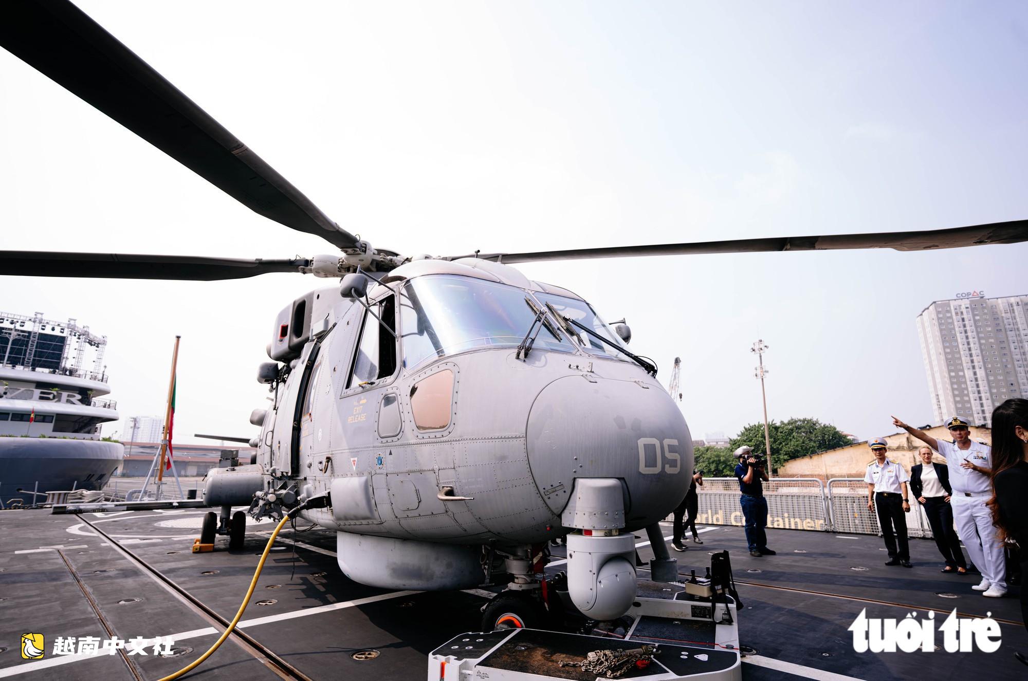 意大利海軍最先進的多用途軍艦訪問胡志明市