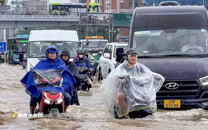 夜間大雨,9月16日早晨越南河內哪些地點出現內澇?
