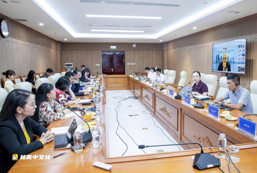 越南與新加坡舉行高級官員會議