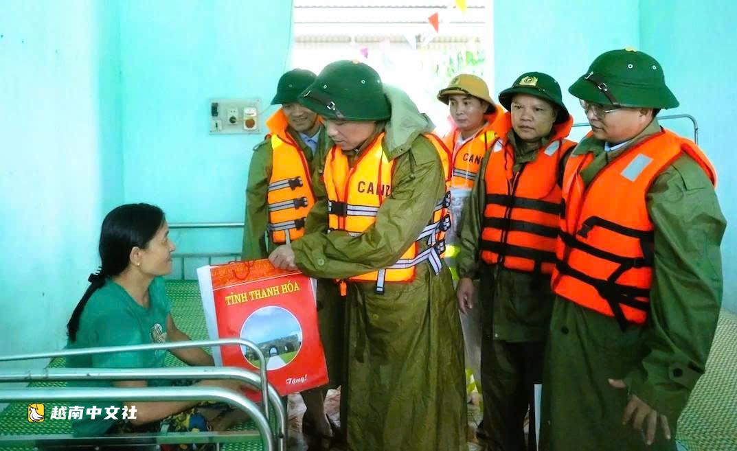 越南暴雨洪水肆虐致3人死亡,超過16000戶民房被淹