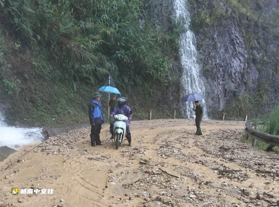 越南西北登山路線警告:土石吸水,潛藏滑坡風險