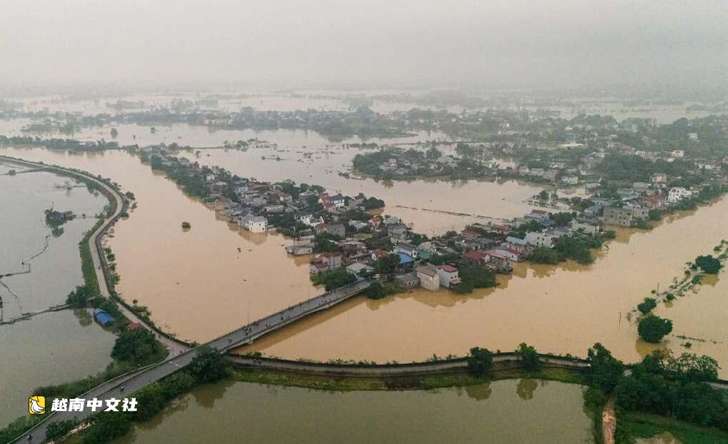 暴雨洪水致河內郊區超過2200戶房屋被淹