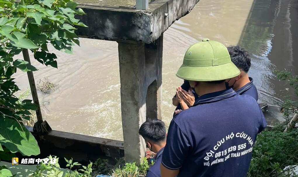 越南河內:一名男生被衝入下水道 遺體已找到