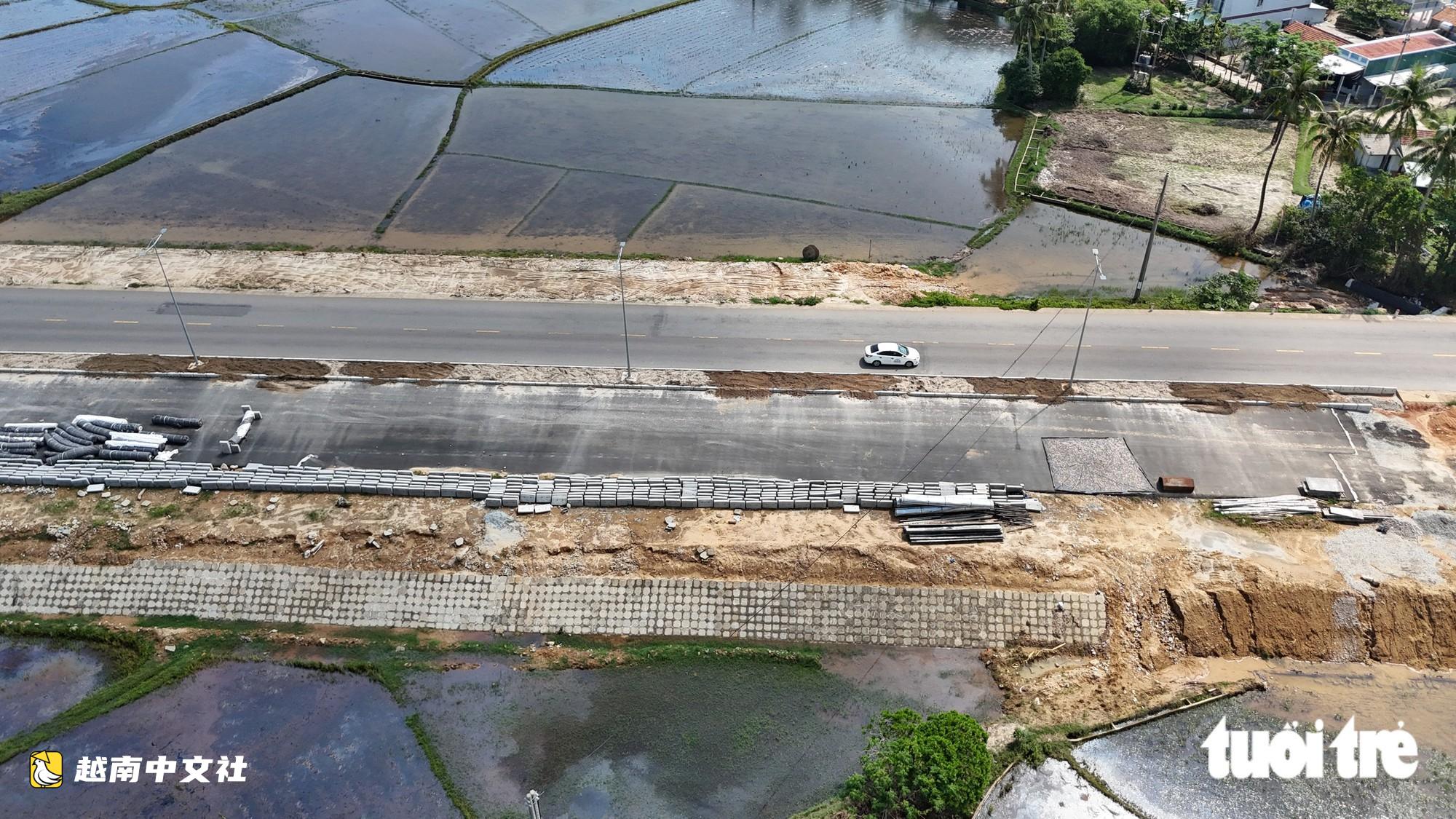 越南連接峴港—茱萊兩座機場的千億級沿海公路面貌