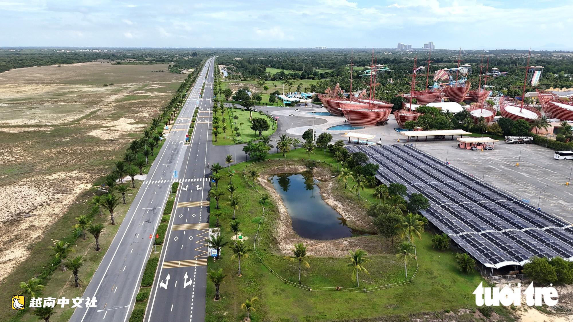 越南連接峴港—茱萊兩座機場的千億級沿海公路面貌