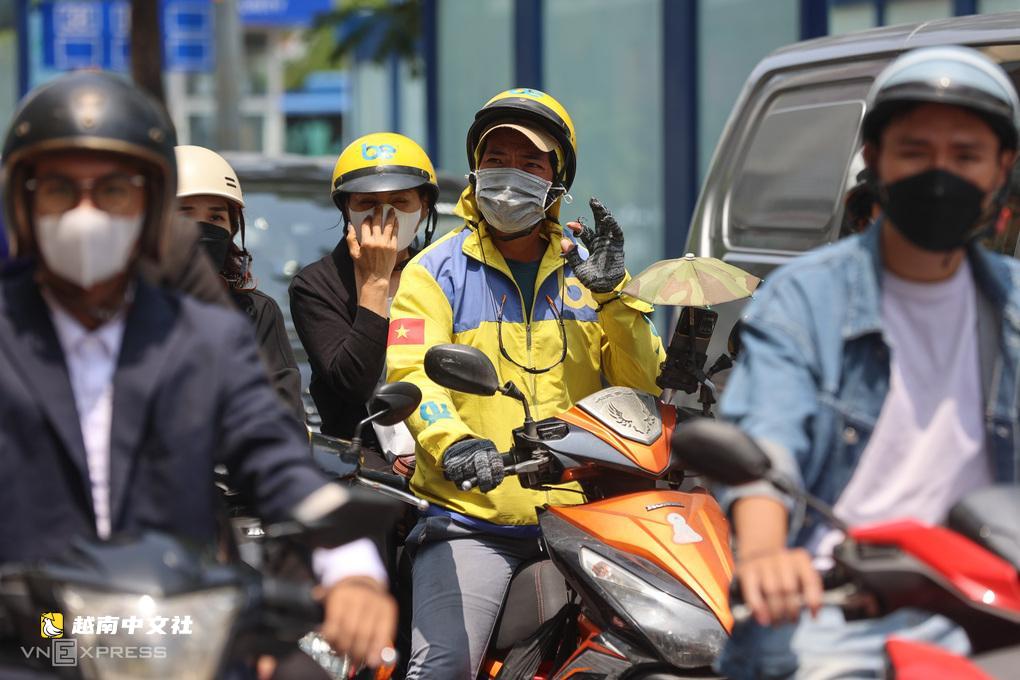 越南網約車司機陷入收入漩渦難離行