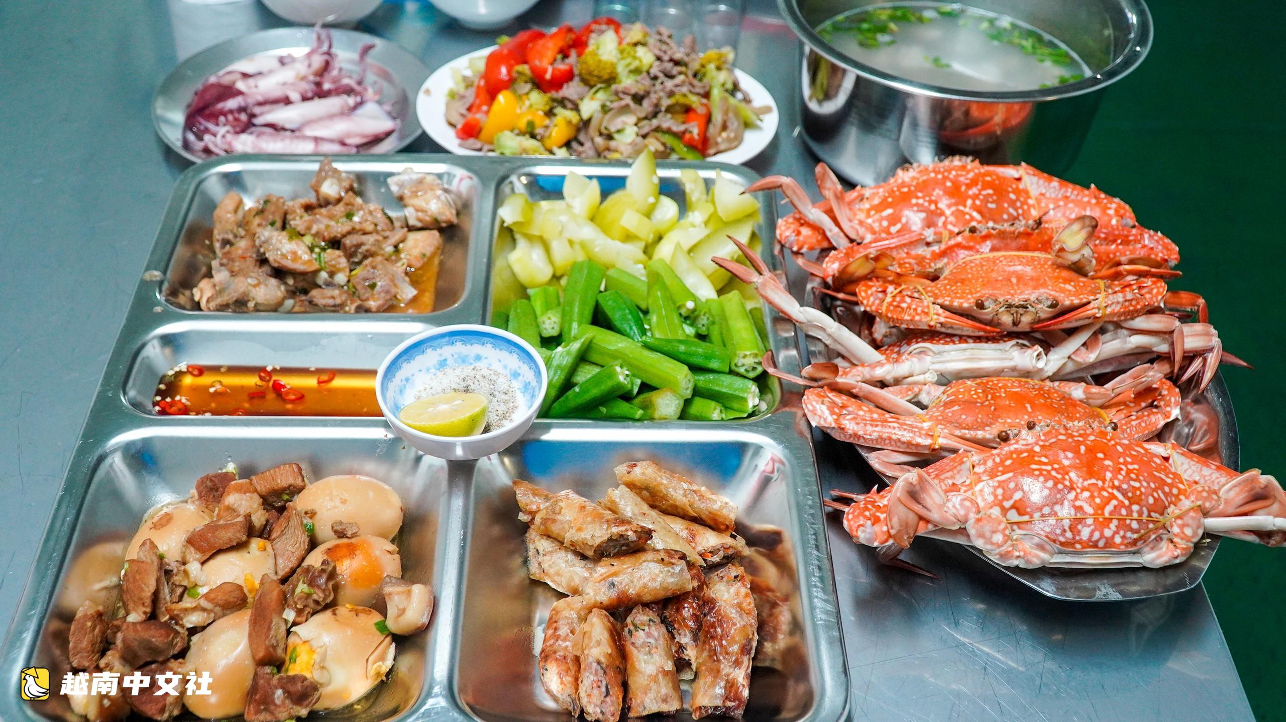 越南海上飯桌的故事:緊握湯鍋守海的戰士