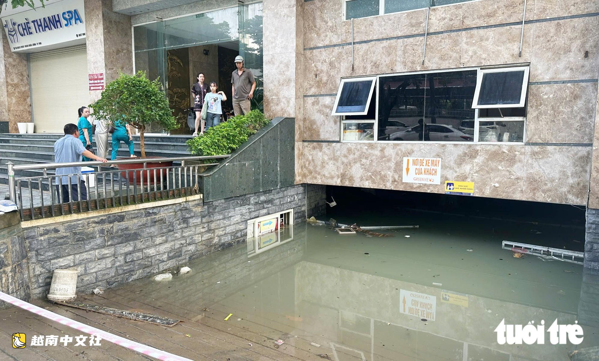 越南榮市遭遇41年來歷史最大暴雨,排水系統超負荷