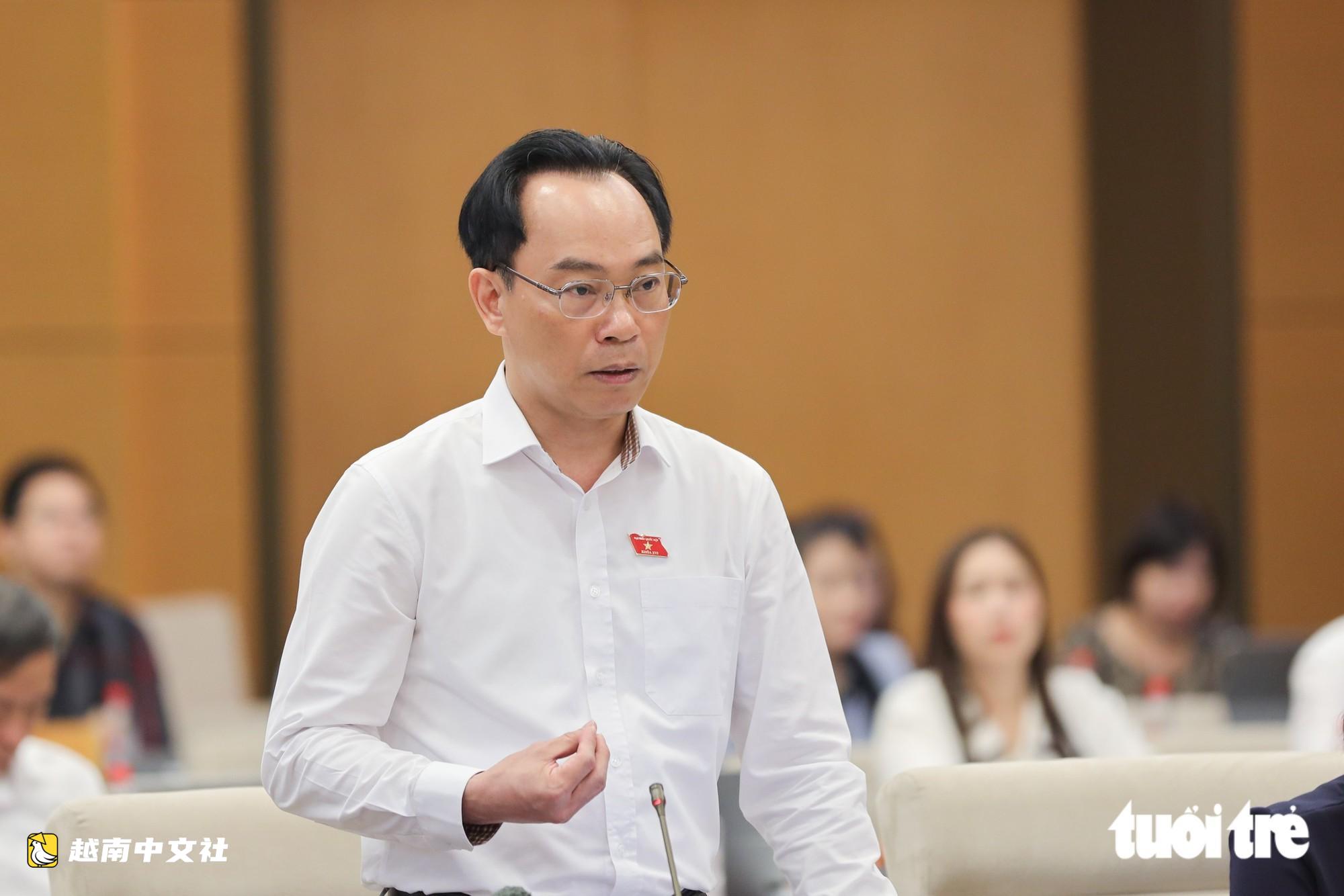 越南國會副主席:必須徹底解決教科書短缺問題,不能再發生