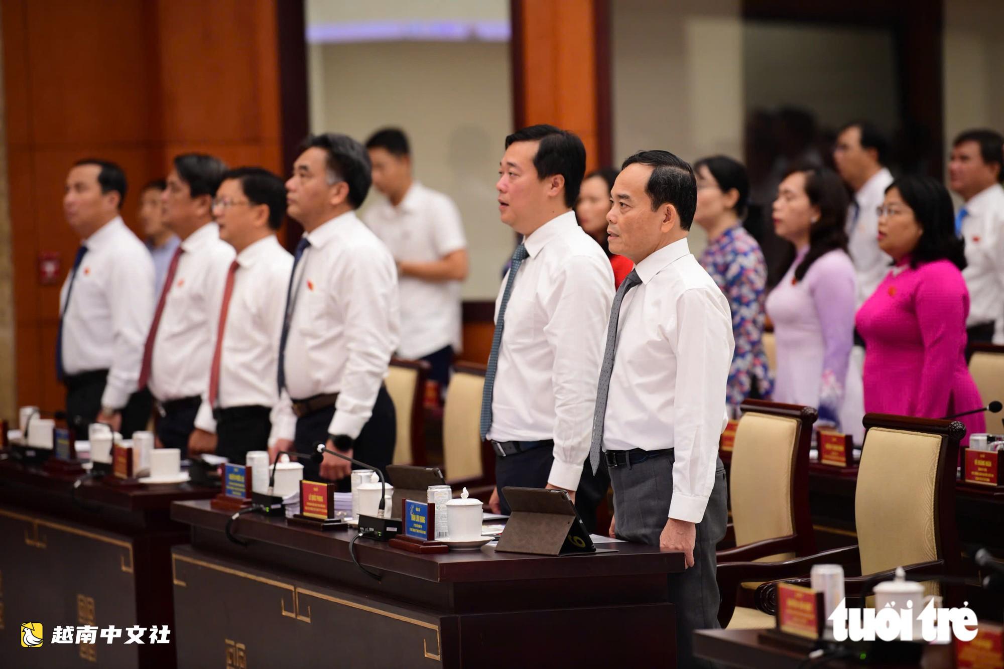 胡志明市人民議會審議多項決議以落實《城市發展法》