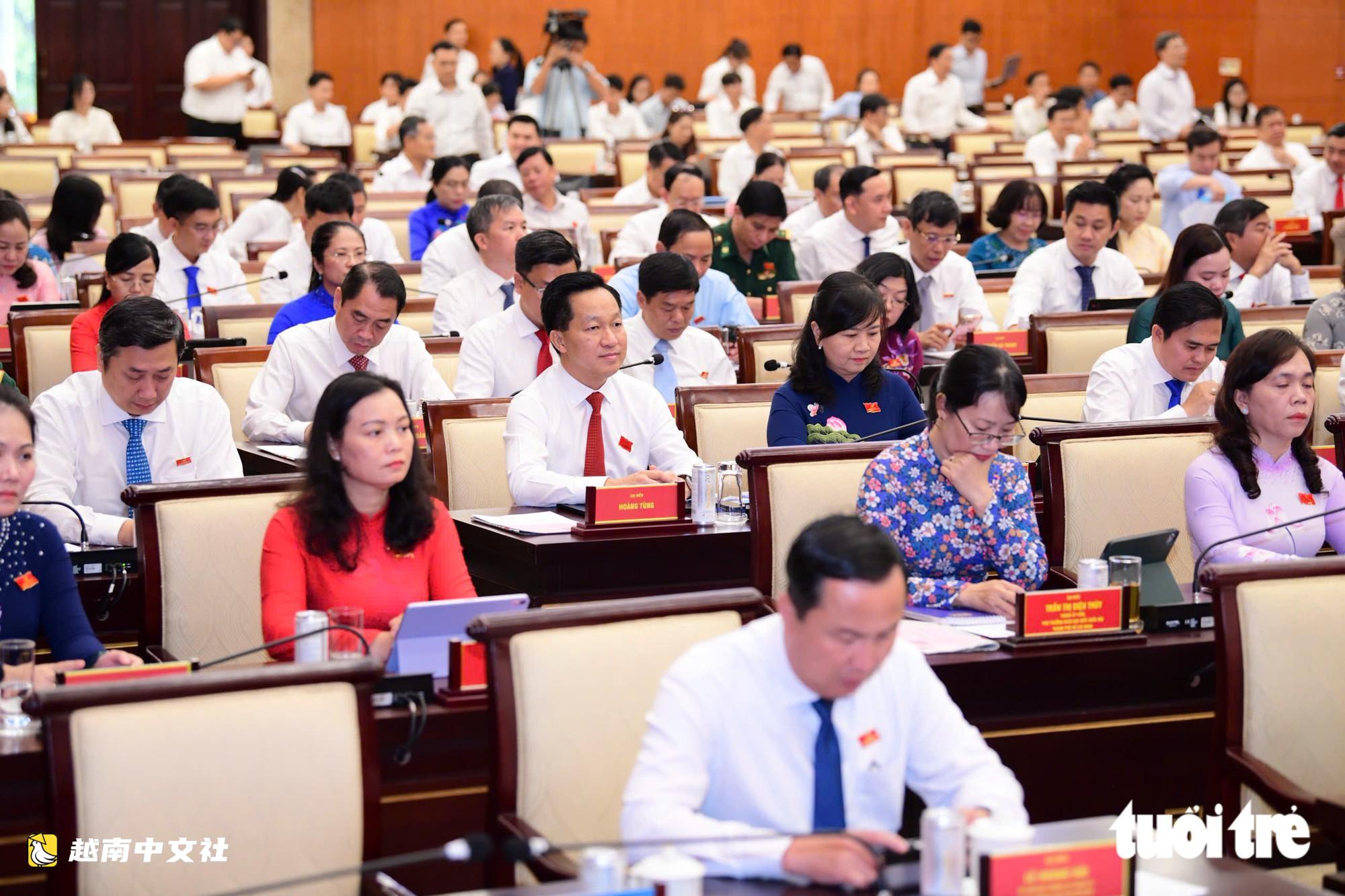 胡志明市人民議會審議多項決議以落實《城市發展法》