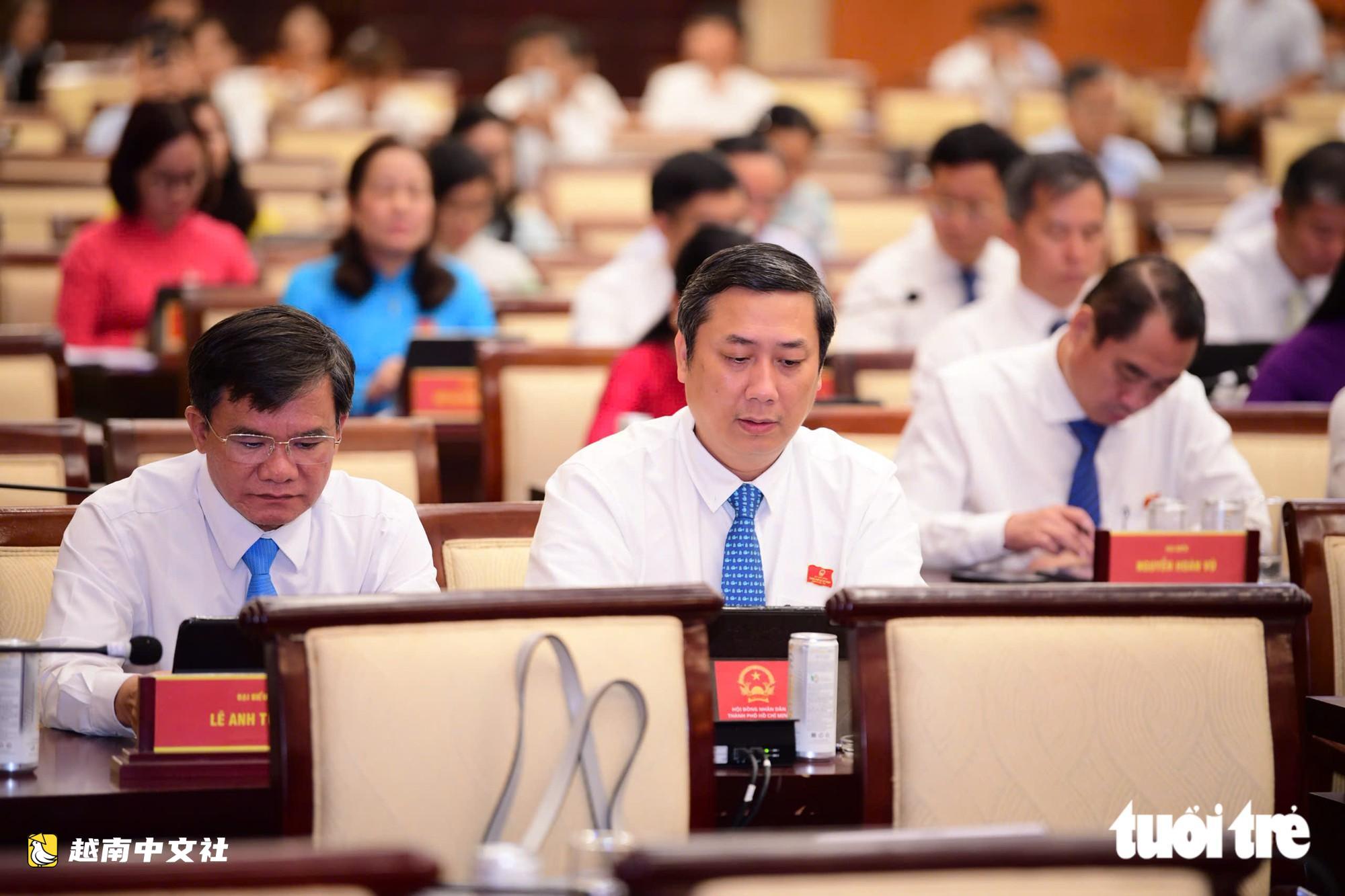 胡志明市人民議會通過24項落實《城市發展法》的決議