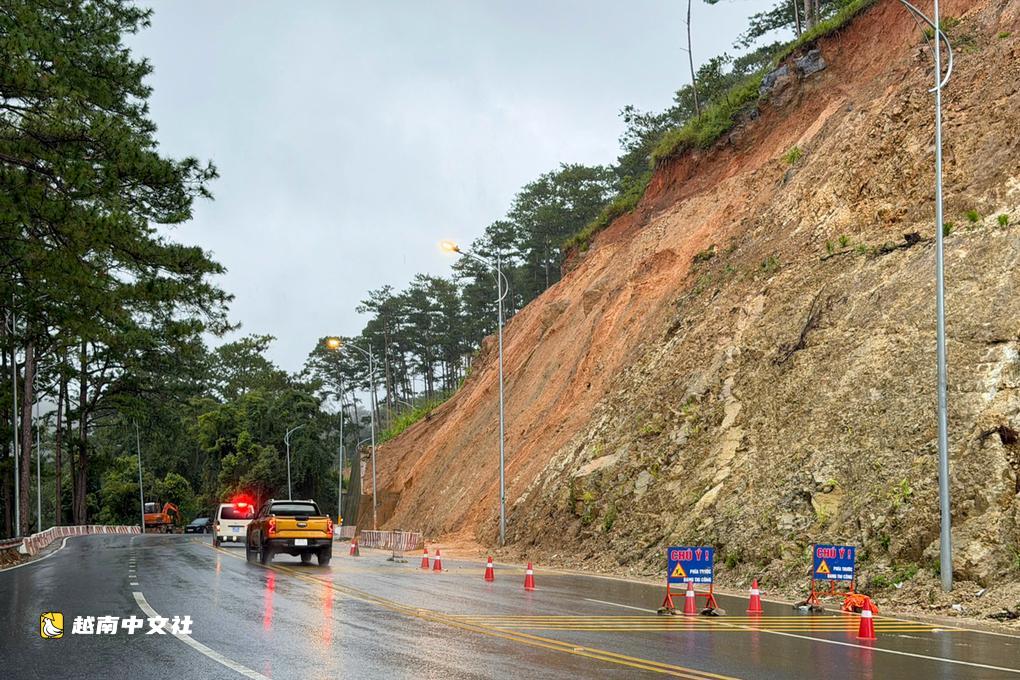 越南林同省因山體滑坡宣佈普倫嶺路段進入緊急狀態