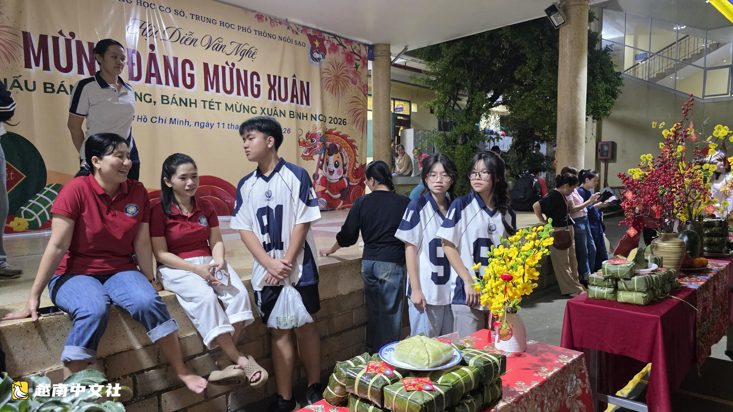 “我是誰?”——當越南年輕人在社交媒體上發問並尋找榜樣