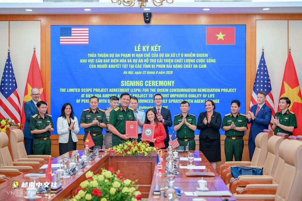 越南與美國簽署兩項克服戰爭後果的協議