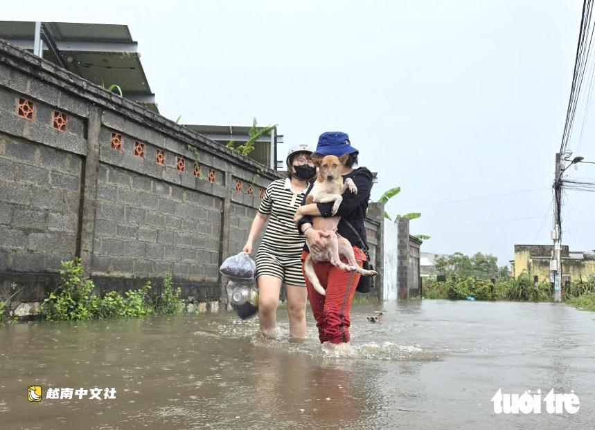 越南平順省舊轄區多個下游地區嚴重內澇,民眾擔憂洪災