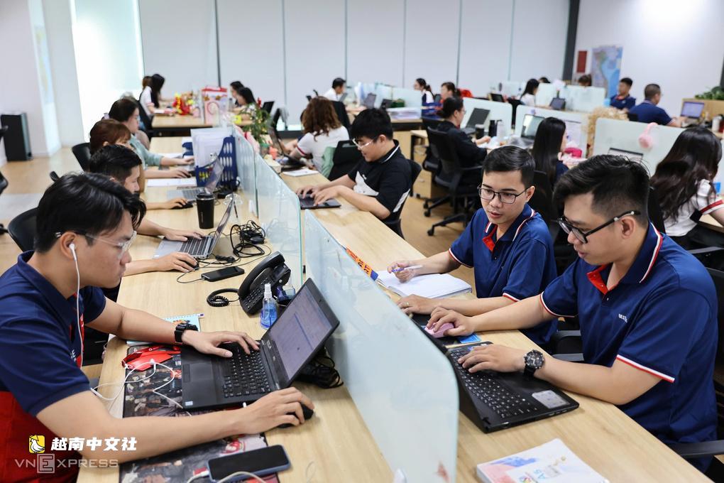 越南上班族每週用AI 6小時，卻要額外花6.4小時“伺候”AI