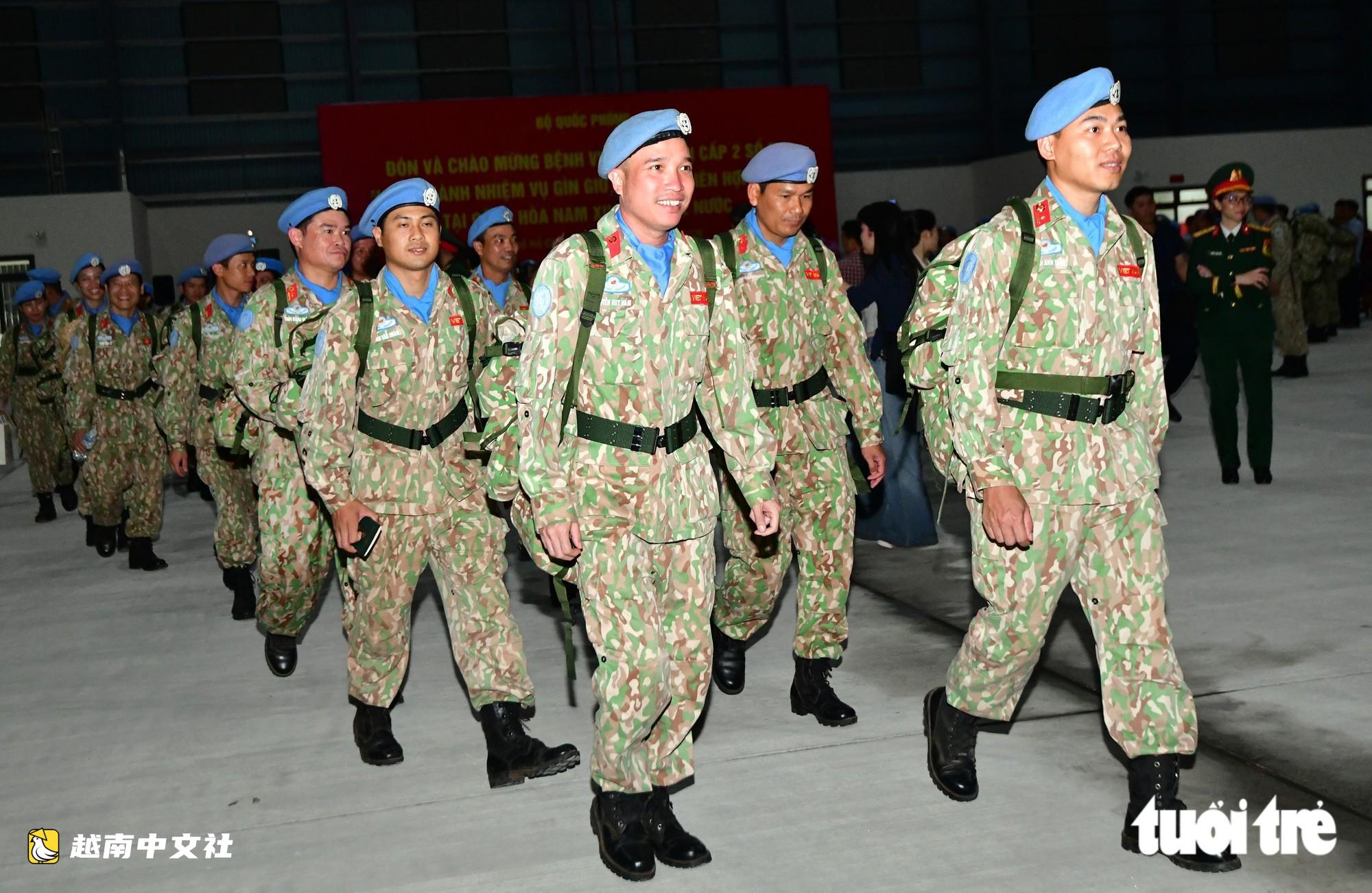 越南藍盔士兵從南蘇丹歸來的團聚之夜