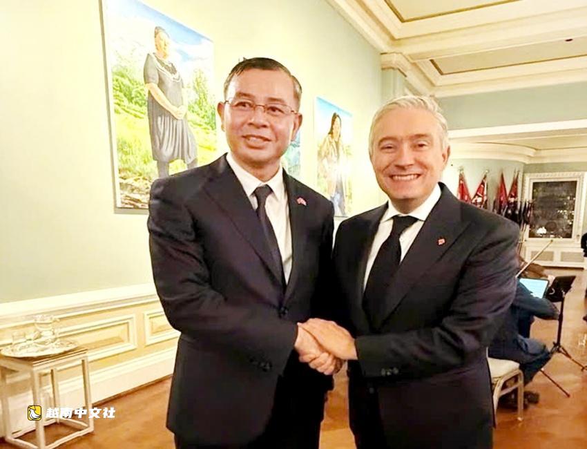 越南尋求加拿大加大在綠色金融與基礎設施領域的投資