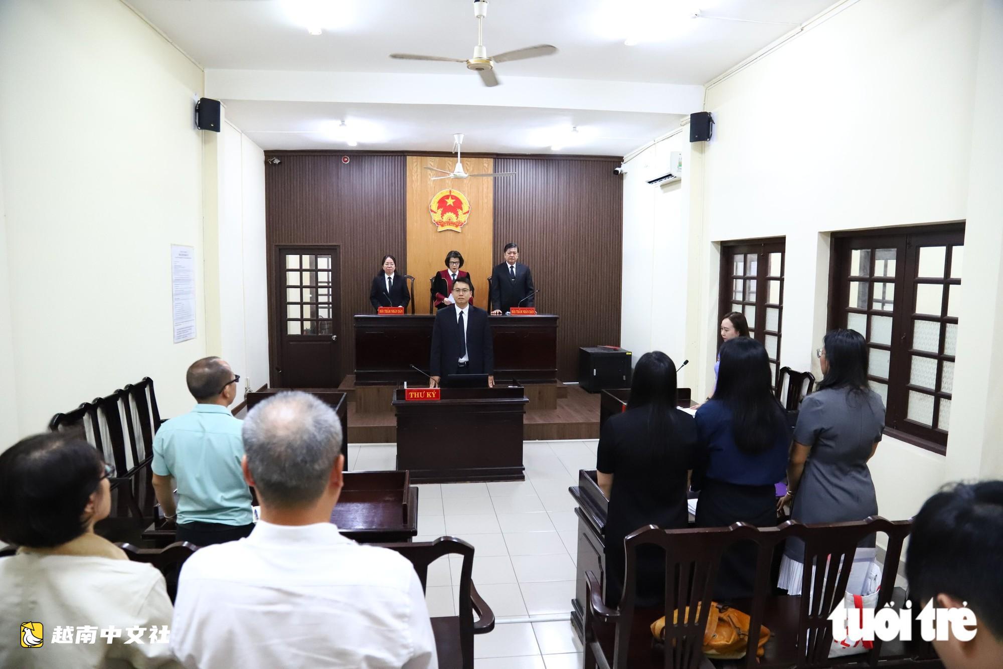 越南胡志明市第四區域人民檢察院在兩家企業拖欠社會保險費案中勝訴