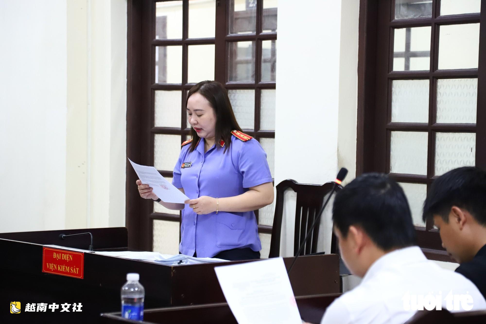 越南胡志明市第四區域人民檢察院在兩家企業拖欠社會保險費案中勝訴