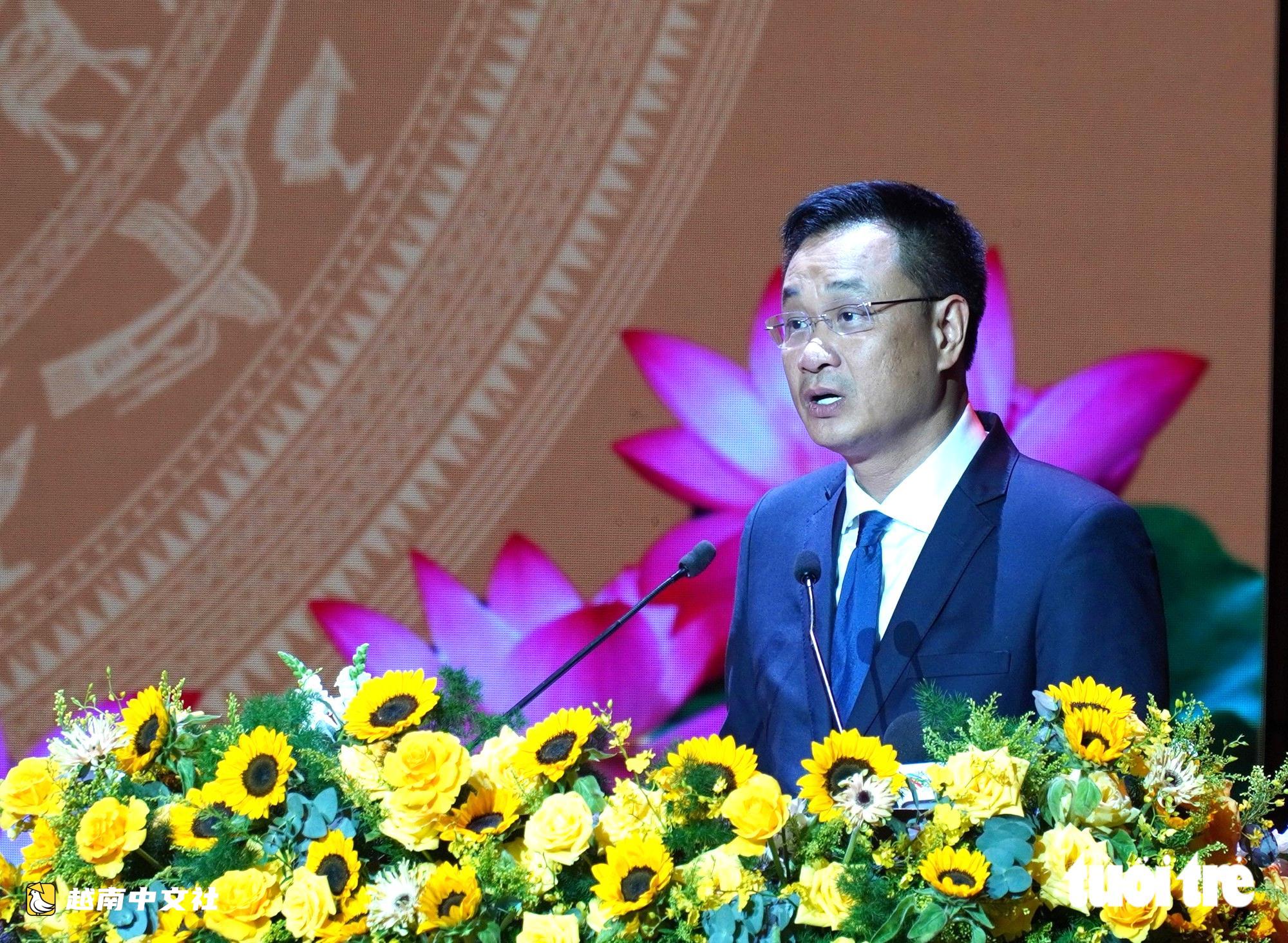 越南國會主席:黃叔抗一生不慕名利