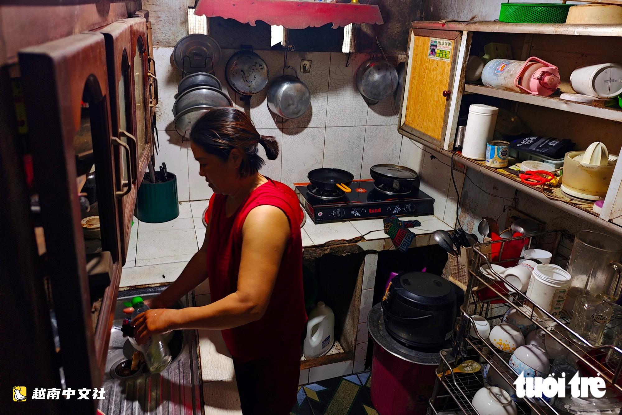 越南順化:居住在阮朝皇陵內的居民期盼早日搬遷