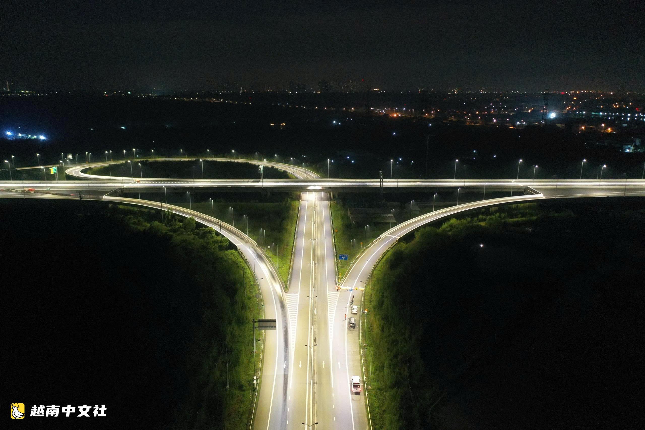 越南邊瀝-隆城高速公路正式通車,縮短東南部與西南部之間的行程