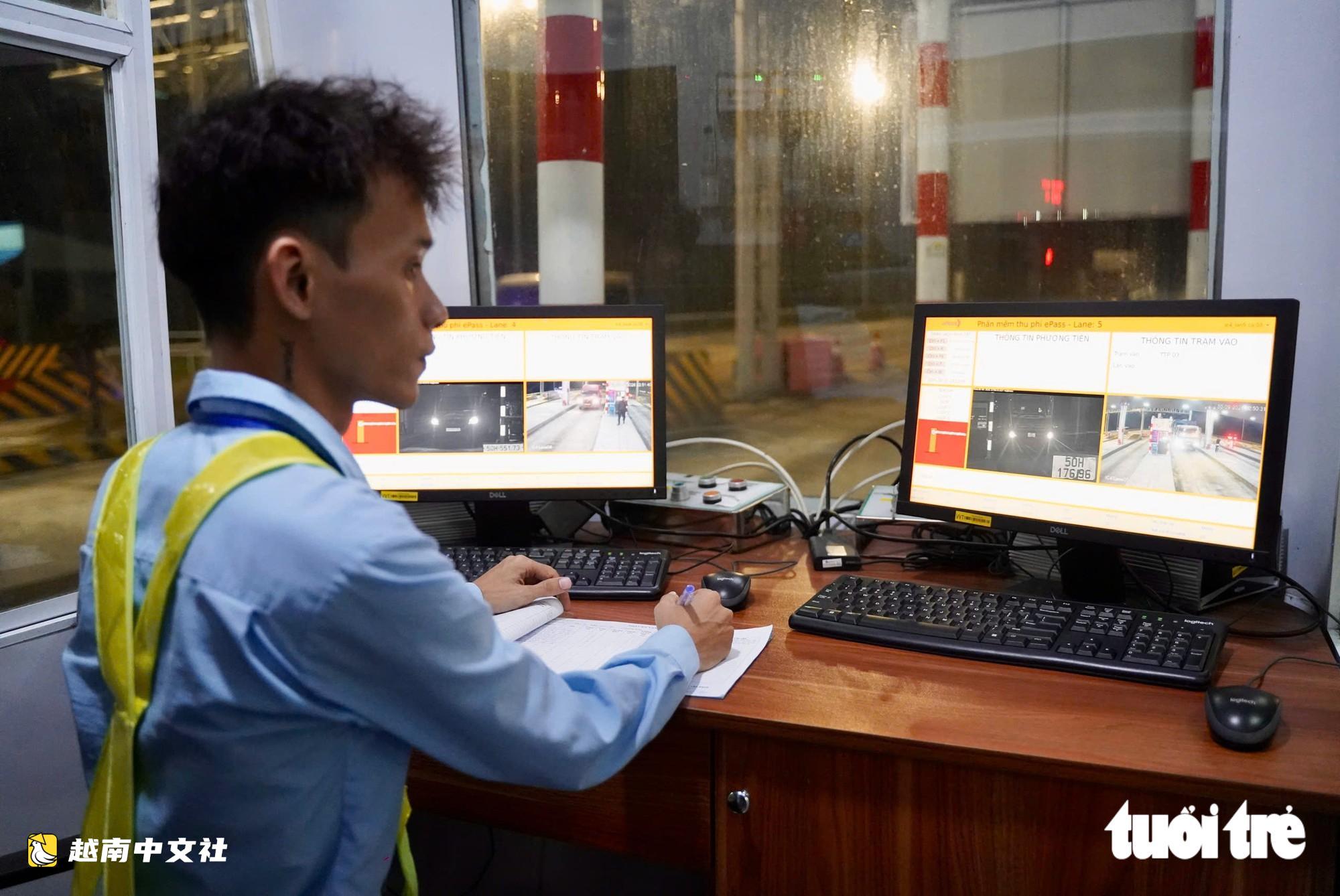 越南邊瀝—龍城高速公路通車:記錄歷史性時刻的畫面