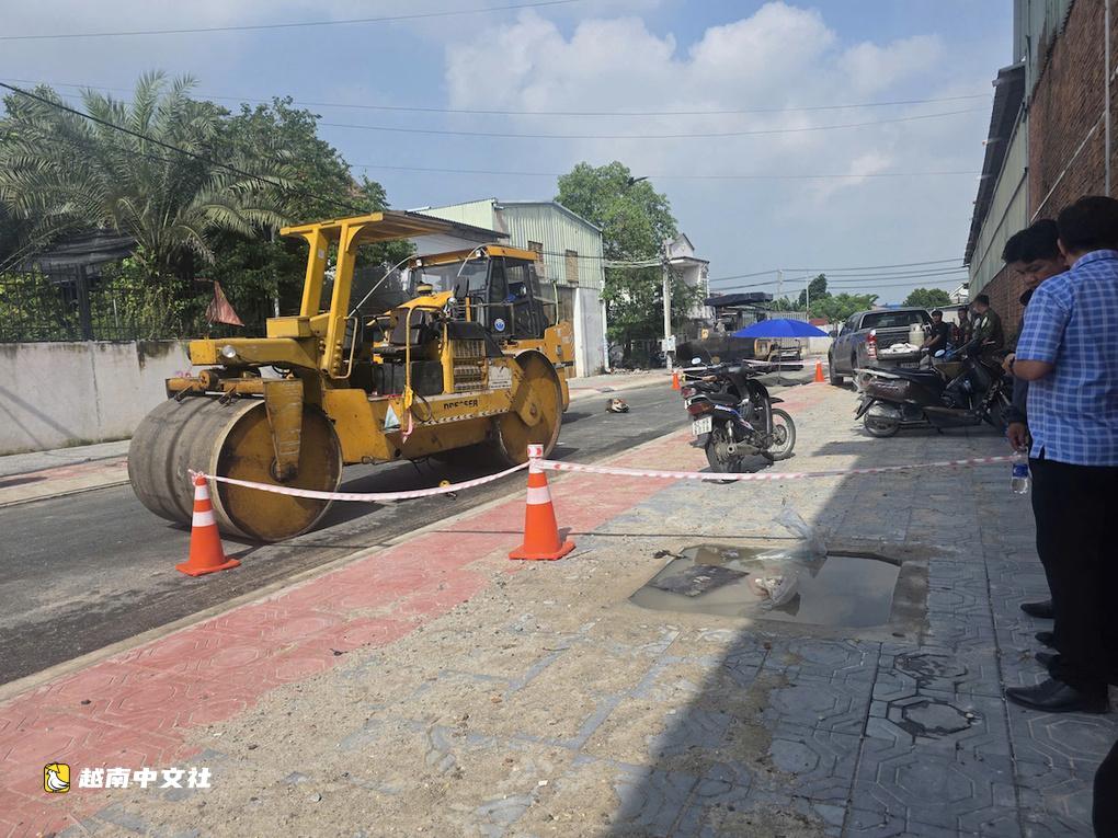 越南胡志明市一名男工人被壓路機碾壓身亡