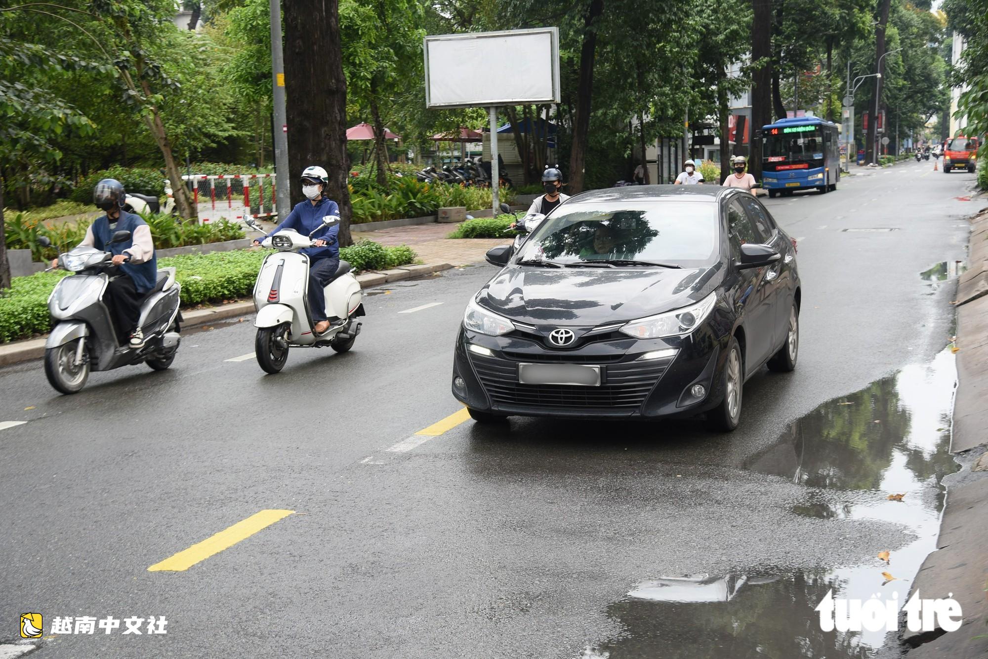越南胡志明市武文秦街首日允許摩托車雙向通行，民眾盼‘分擔壓力’緩解周邊擁堵