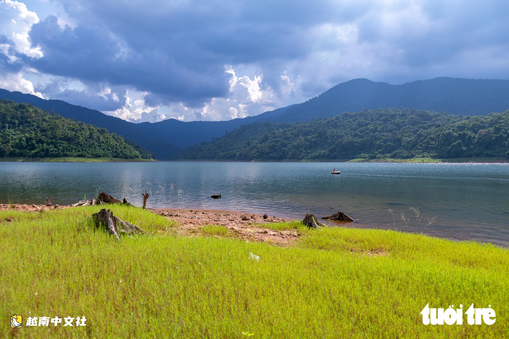 越南廣治省烏波山-塔丘湖：茫茫林海中的原始美景