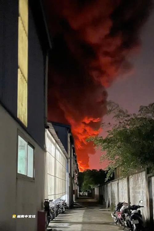 胡志明市一油漆公司發生火災並伴隨巨大爆炸