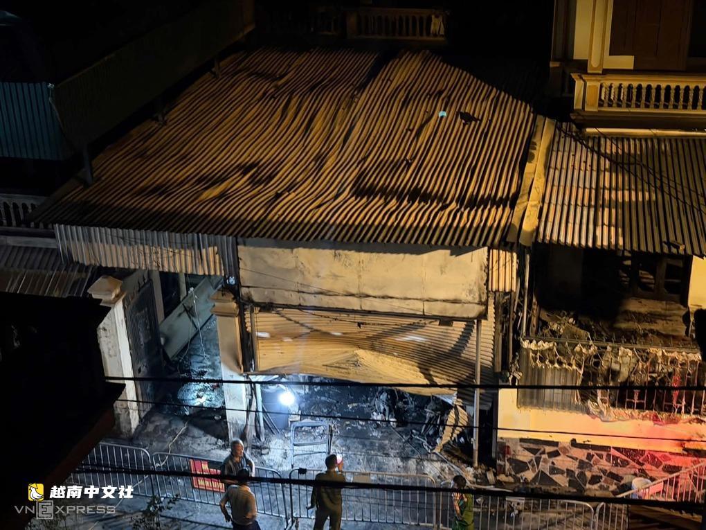 河內一棟房屋起火,兩人死亡