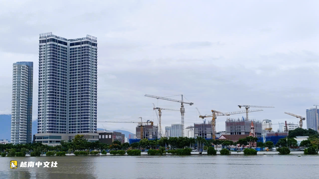 越南峴港:為什麼陳興道街緊鄰韓江仍出現局部內澇?
