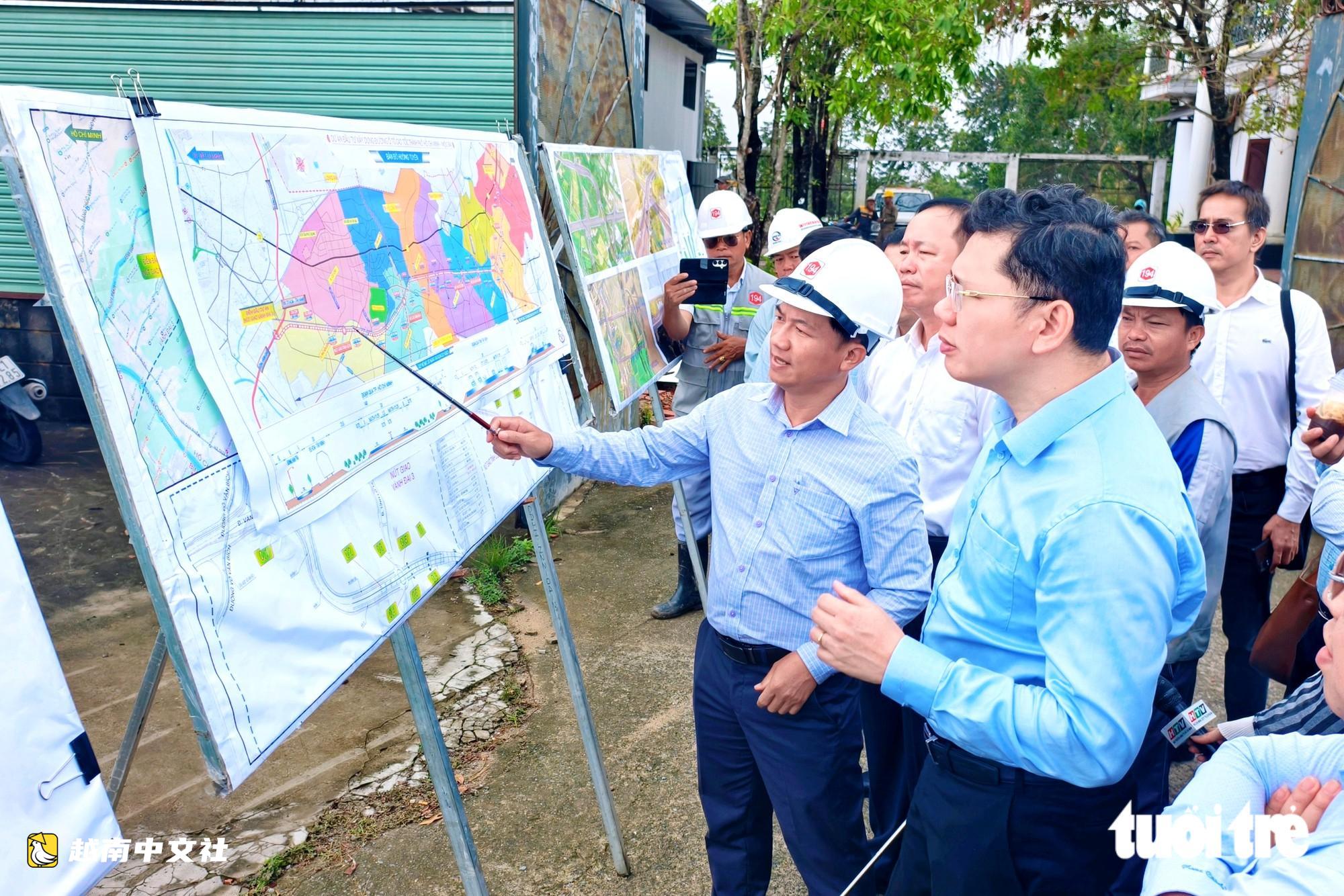 胡志明市-木牌高速公路移交近99%場地,市領導要求10月內完成剩餘部分