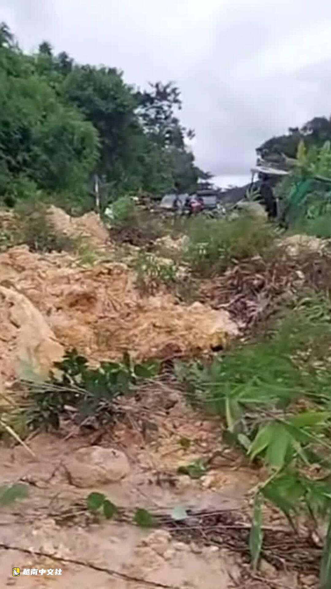 越南潘切—保祿線路多美嶺發生山體滑坡