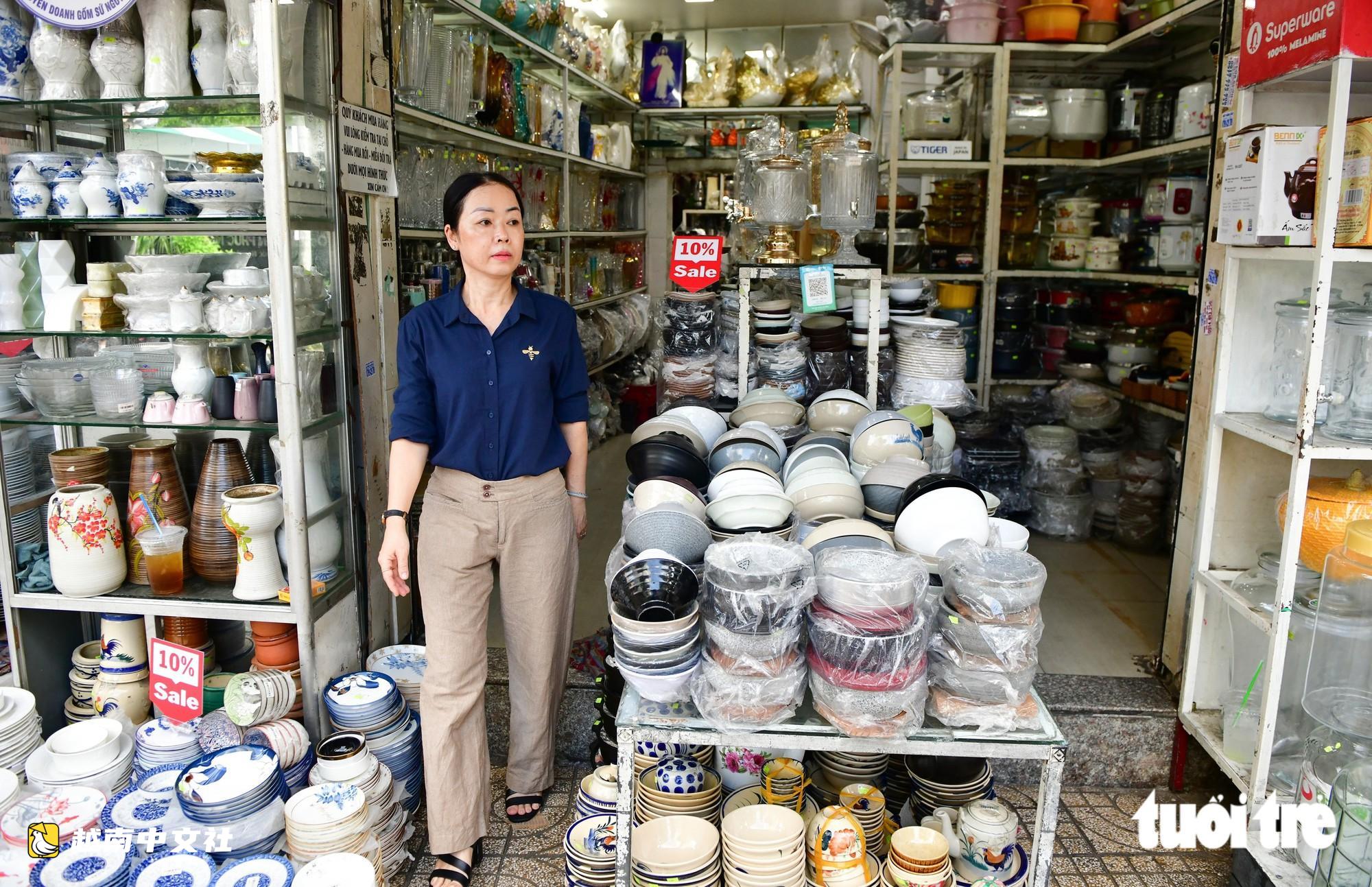 越南阮福元陶瓷街:商戶承諾明碼標價,坊政府監督落實
