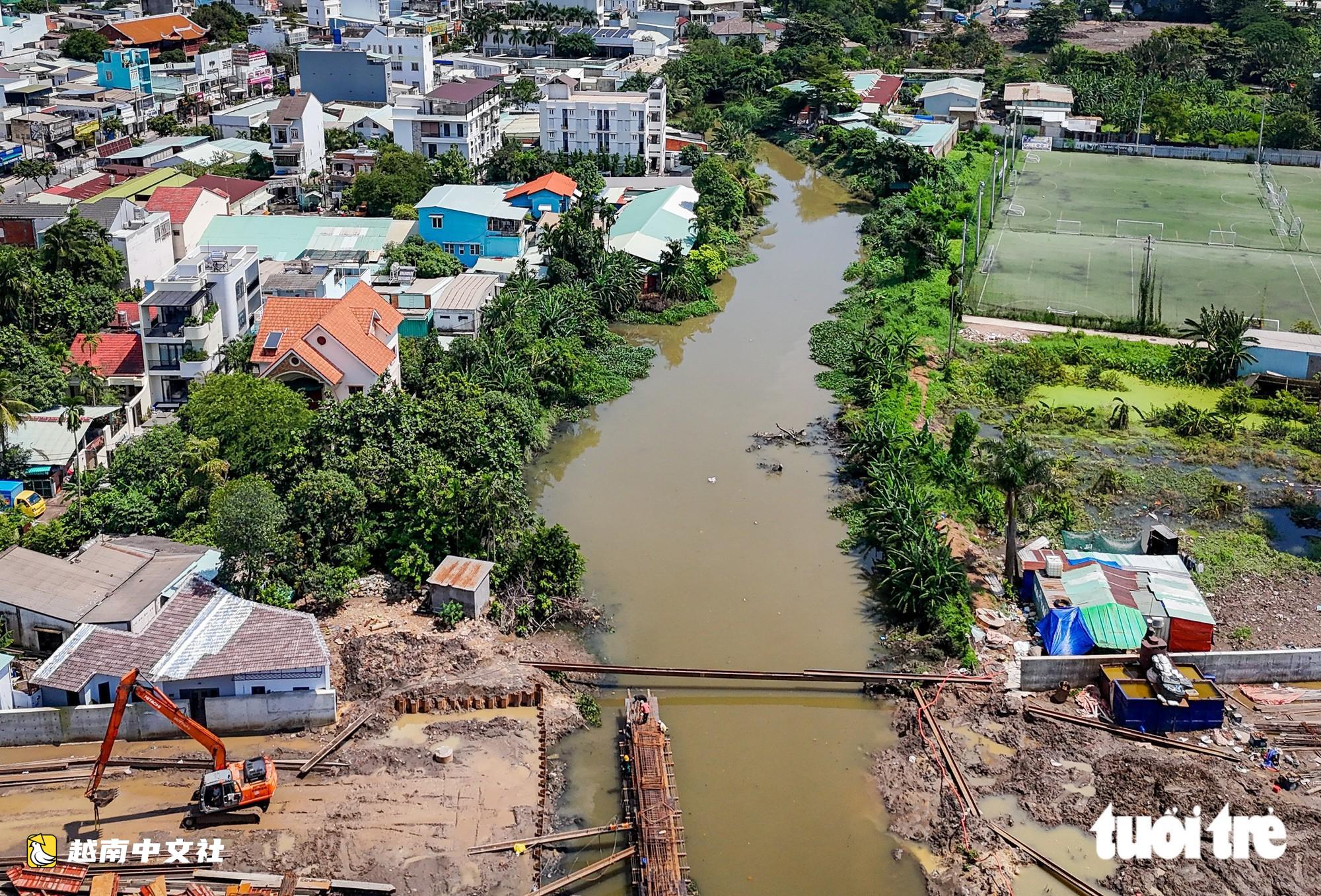 越南胡志明市守德渠沿岸居民憂心內澇